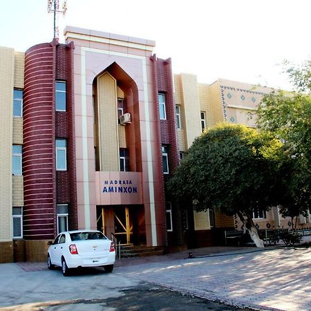 Madrasa Aminxon Hotel Khiva Bagian luar foto